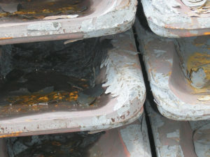 Reinigungsstrahlen - Bodenplatte verzundert